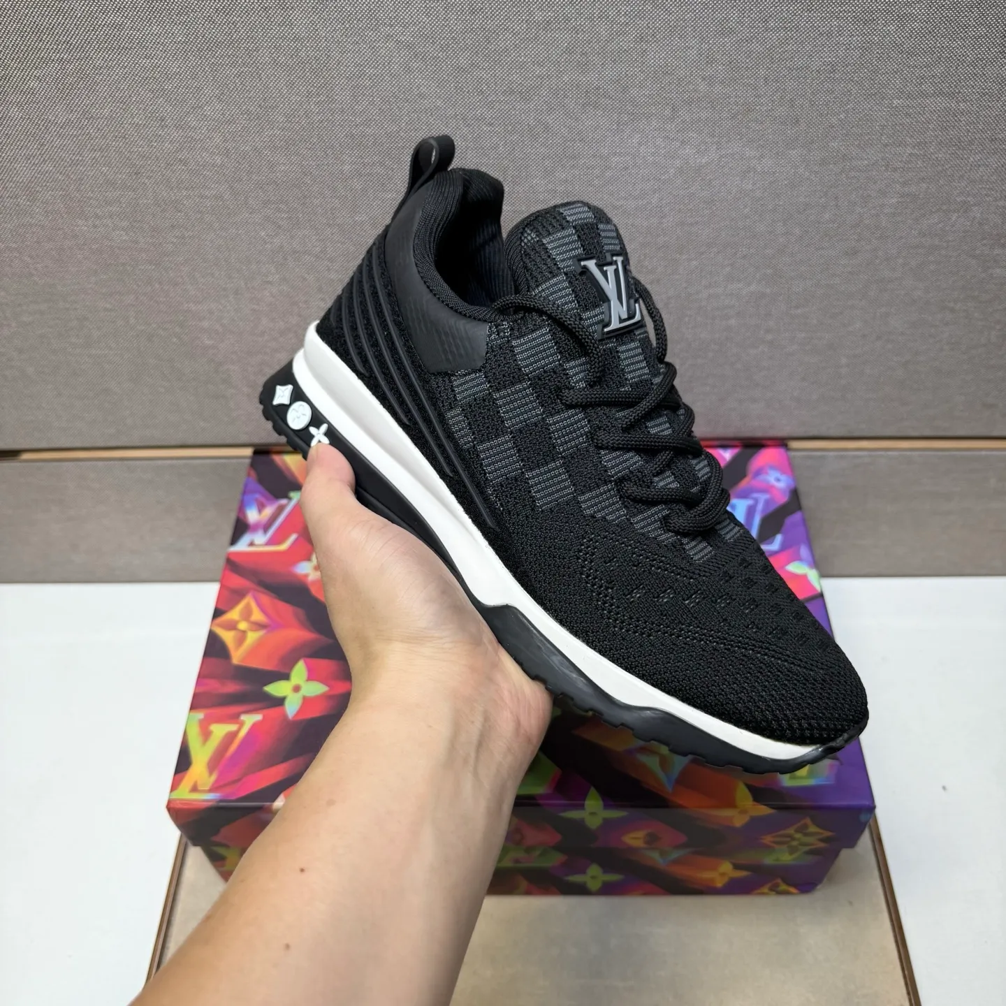 ⬛️Men's shoes 💰p480 [LV～] Men's casual shoes 2025z cabinet sales simultaneously 🔶Size: 38-44 #️⃣ 🔷7 colors🔜The upper is made of multi-material splicing➕Mesh lining, comfortable and breathable, sole: original comfortable and wear-resistant outsole, ⚠️real thing📱photographed🎬real thing is better📢📢📢